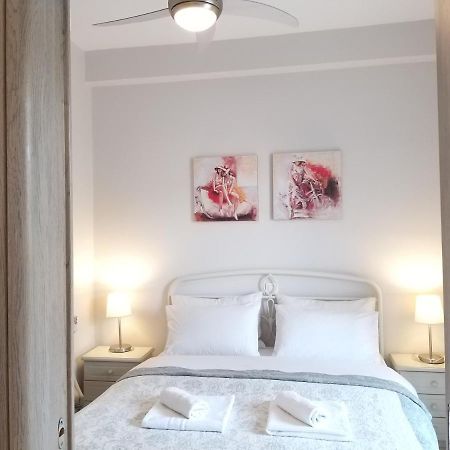 New, Bright, Cozy, Autonomous Apartment With Private Entrance And Garden, 42 M2, 5Min To The Beach And City Center 卡拉马塔 外观 照片